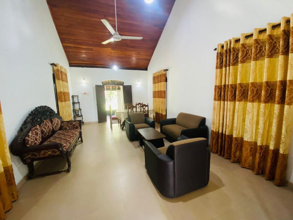 Colonial Bungalow Тангалле Екстер'єр фото