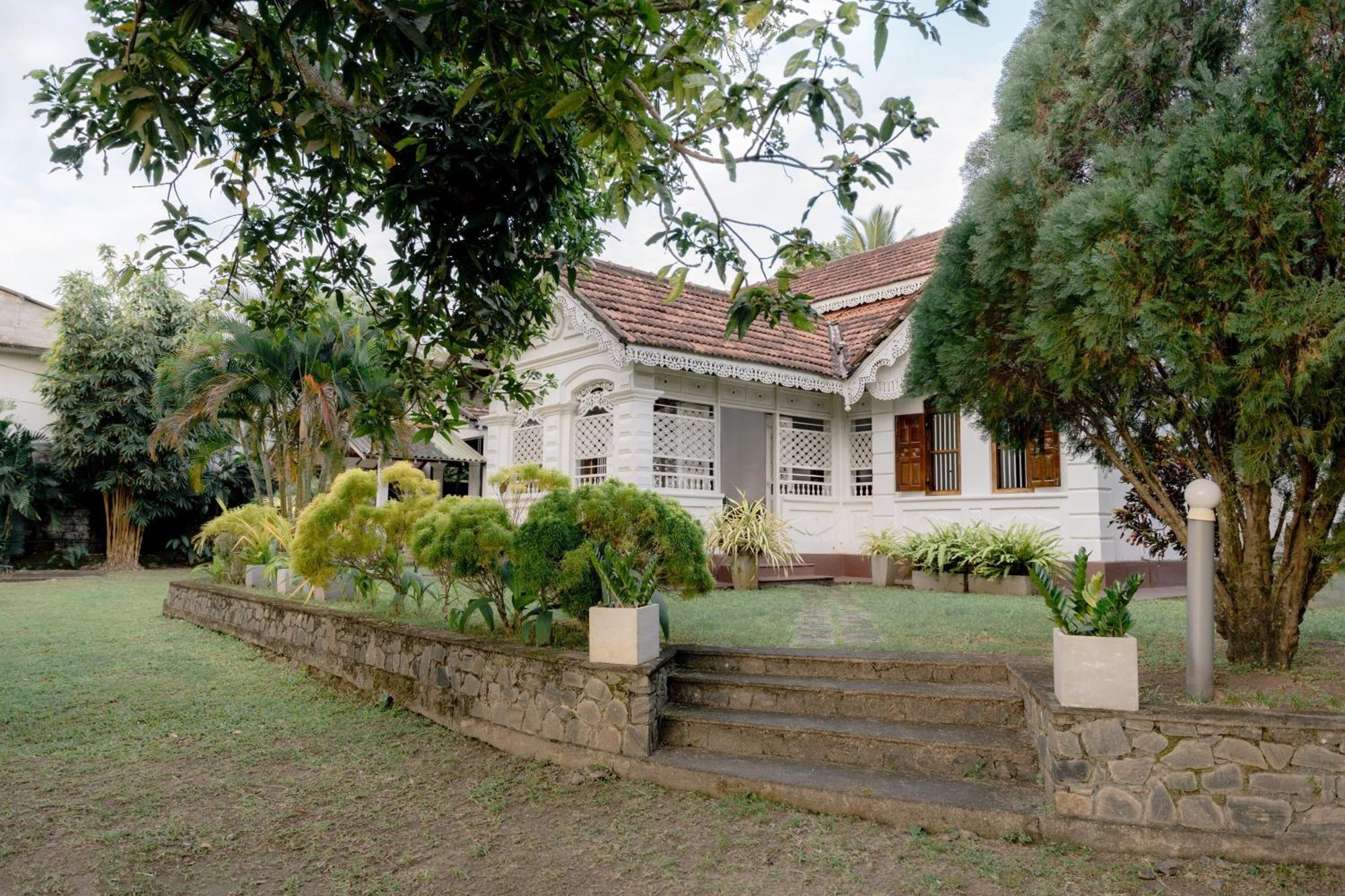 Colonial Bungalow Тангалле Екстер'єр фото